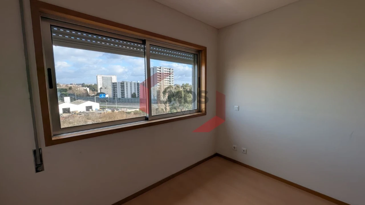 Apartamento T3 para Venda em Moreira Foto 11