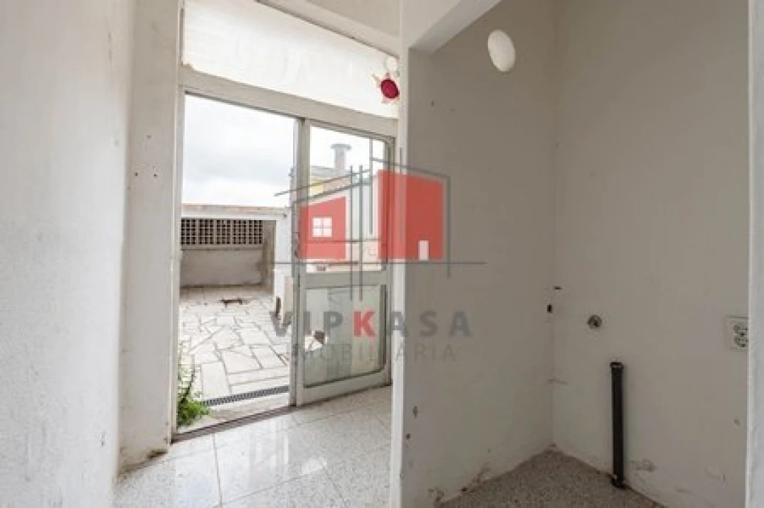 Moradia T3 para Venda em Malveira e São Miguel de Alcainça Foto 17