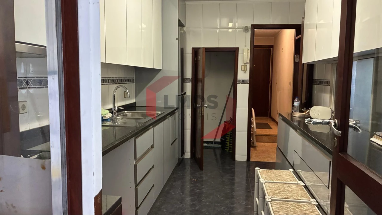Moradia T3 para Venda em São Mamede de Infesta e Senhora da Hora Foto 5