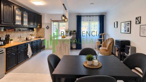 Apartamento T3 para Venda em Darque