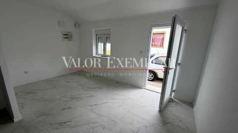 Moradia T1 para Venda em Couço