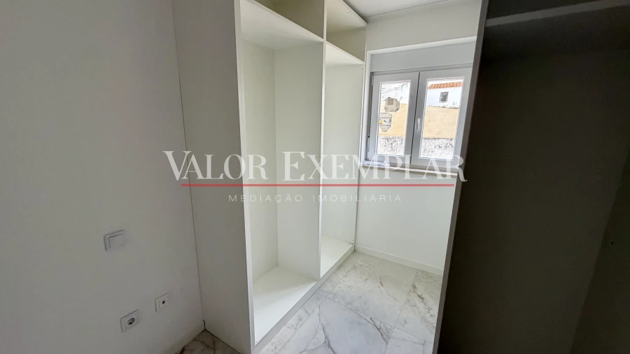 Moradia T1 para Venda em Couço Foto 9