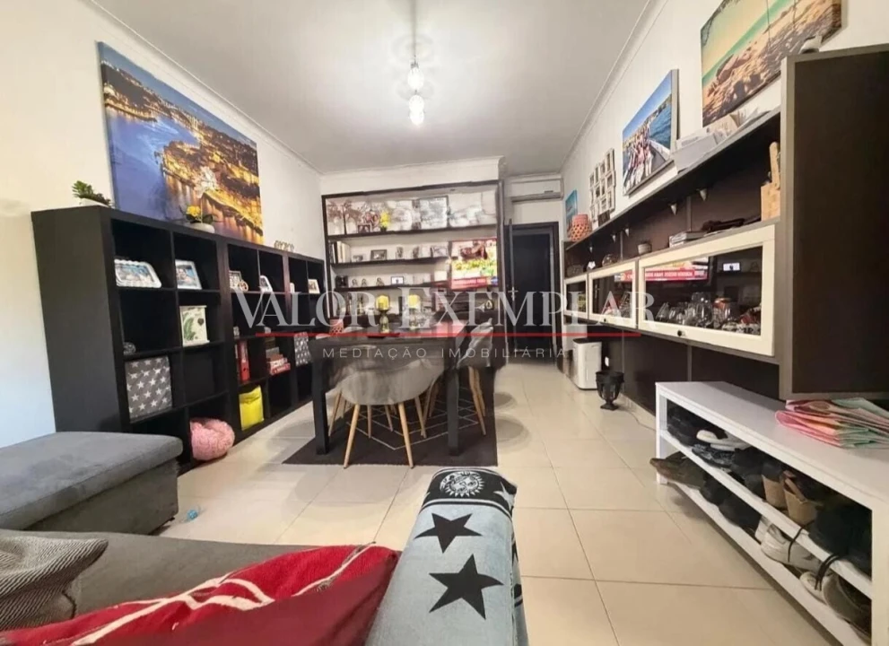 Apartamento T2 para Venda em Pinhal Novo Foto 3