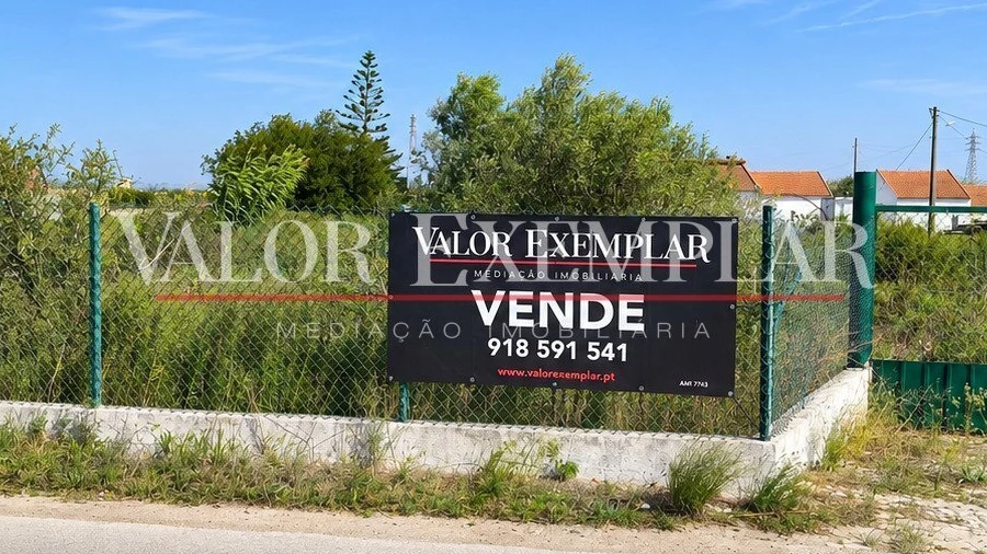 Quinta T1 para Venda em Atalaia e Alto Estanqueiro-Jardia