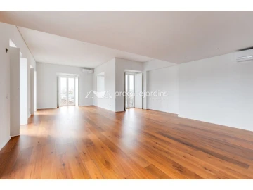 Apartamento T3 para Venda em Leiria, Pousos, Barreira e Cortes