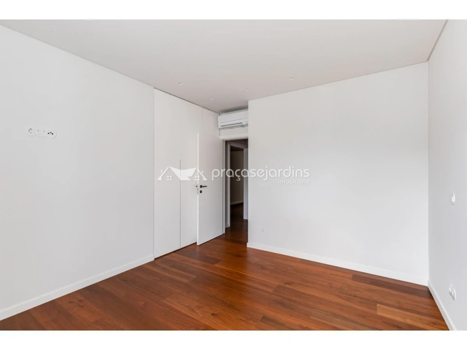 Apartamento T3 para Venda em Leiria, Pousos, Barreira e Cortes Foto 18