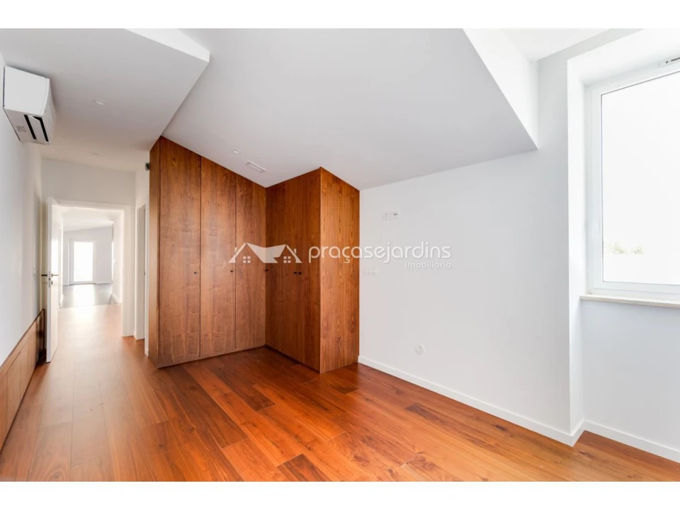 Apartamento T3 para Venda em Leiria, Pousos, Barreira e Cortes Foto 10