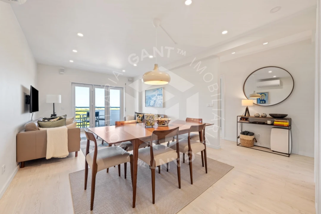 Apartamento T2 para Venda em Costa da Caparica Foto 4