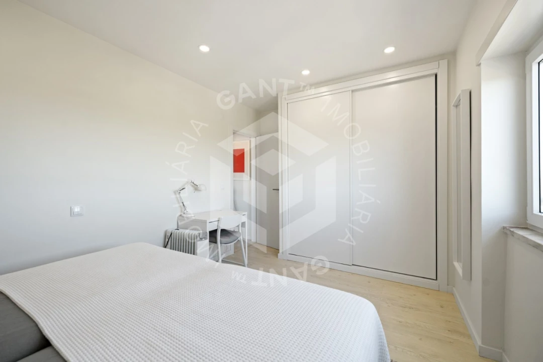 Apartamento T2 para Venda em Costa da Caparica Foto 19