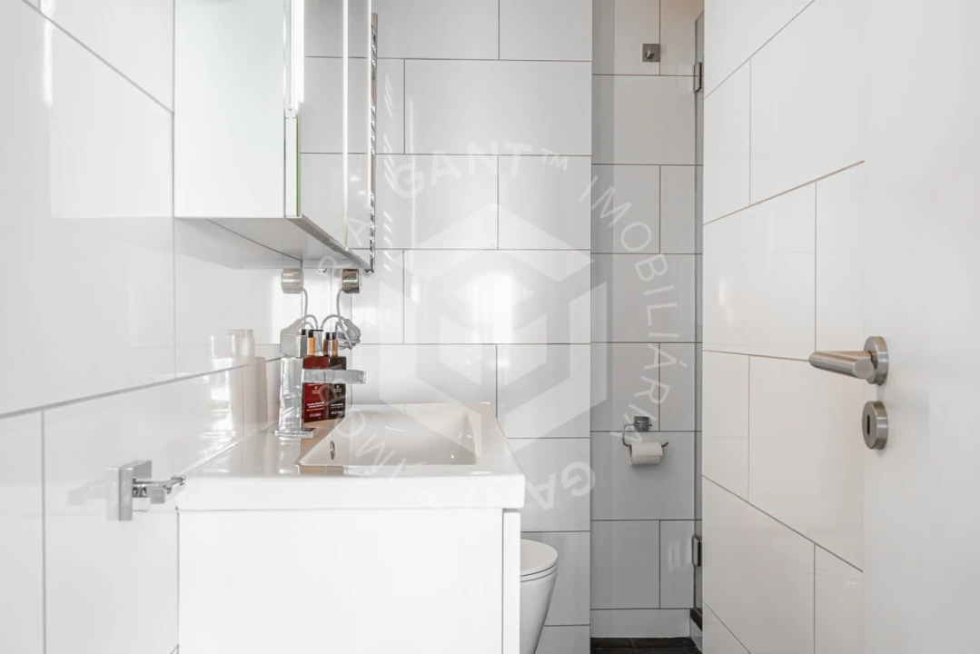 Apartamento T2 para Venda em Costa da Caparica Foto 23