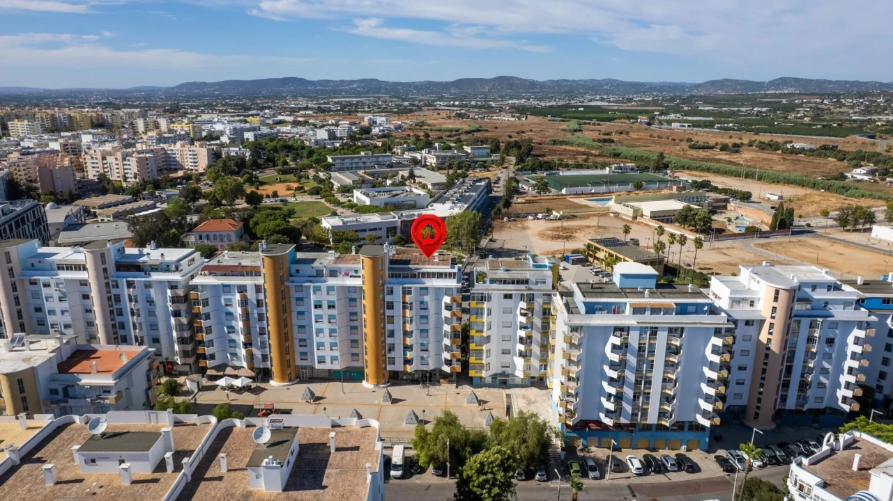 Apartamento T1 para Venda em Faro (Sé e São Pedro) Foto 2