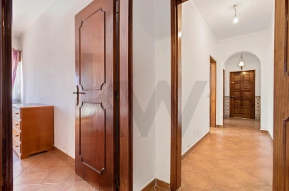 Apartamento T1 para Venda em Faro (Sé e São Pedro)