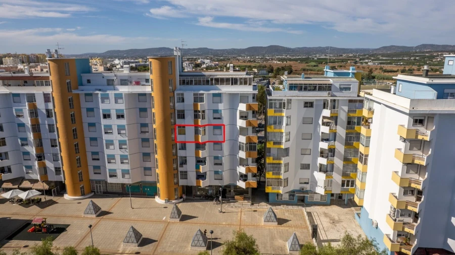 Apartamento T1 para Venda em Faro (Sé e São Pedro) Foto 6