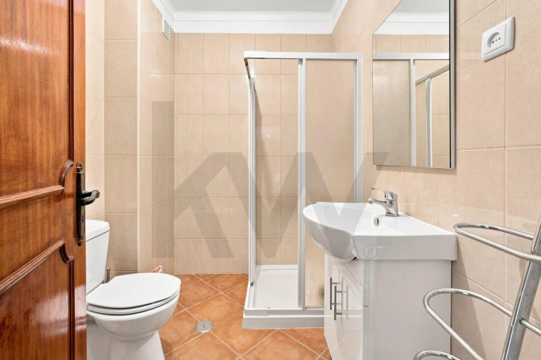 Apartamento T1 para Venda em Faro (Sé e São Pedro) Foto 14