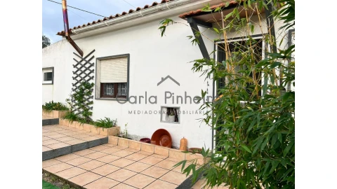 Moradia T2 para Venda em Santiago do Cacém, Santa Cruz e São Bartolomeu da Serra