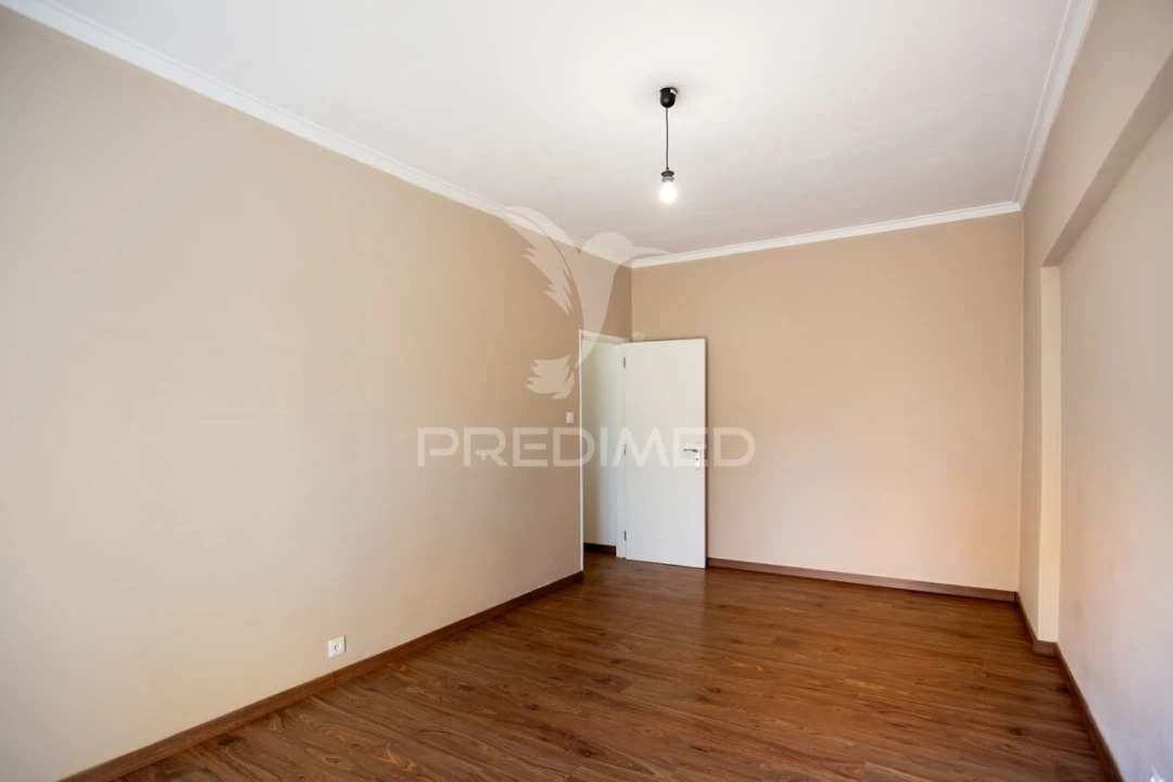 Apartamento T2 para Venda em Amora Foto 26