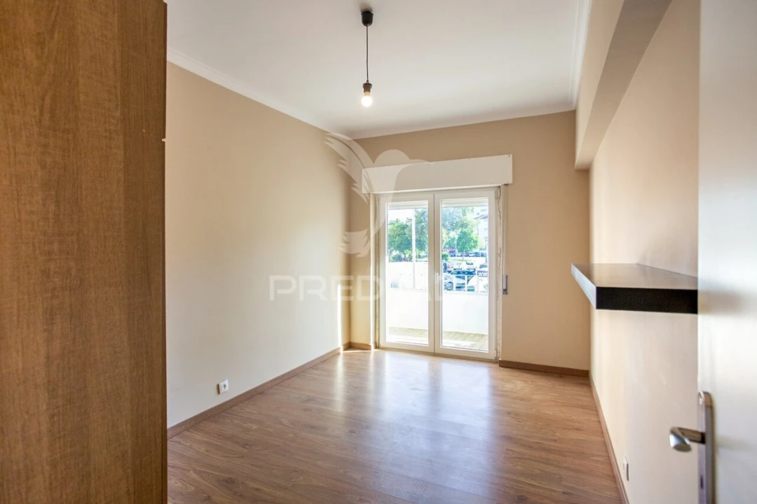 Apartamento T2 para Venda em Amora Foto 21