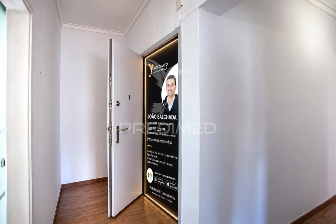 Apartamento T2 para Venda em Amora Foto 28