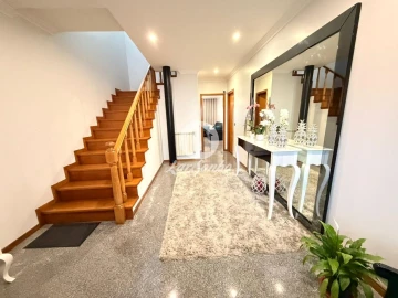 Moradia T4 para Venda em Aguçadoura e Navais