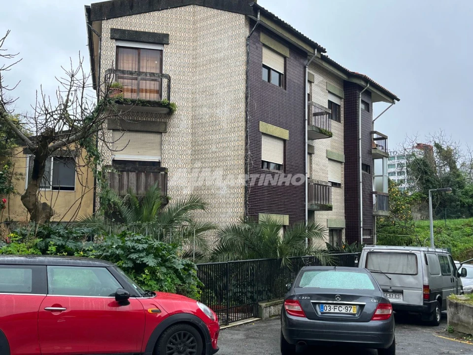 Apartamento T1 para Arrendamento em Lordelo do Ouro e Massarelos Foto 1