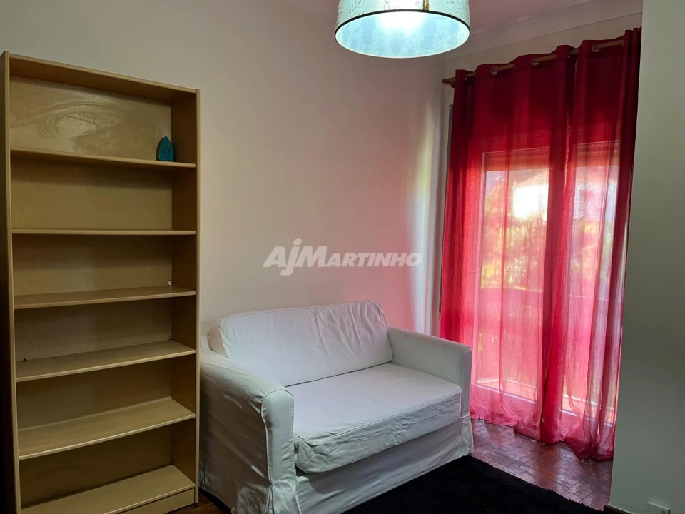 Apartamento T1 para Arrendamento em Lordelo do Ouro e Massarelos Foto 3