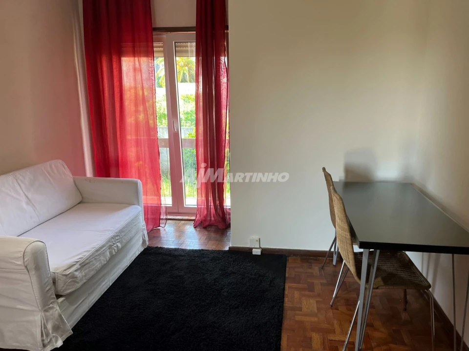 Apartamento T1 para Arrendamento em Lordelo do Ouro e Massarelos Foto 4