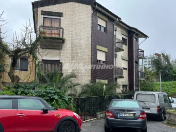Apartamento T1 para Arrendamento em Lordelo do Ouro e Massarelos