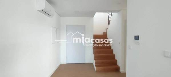 Apartamento T1 para Venda em Esgueira
