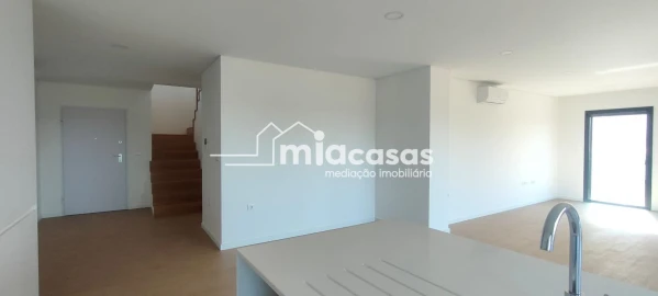 Apartamento T1 para Venda em Esgueira