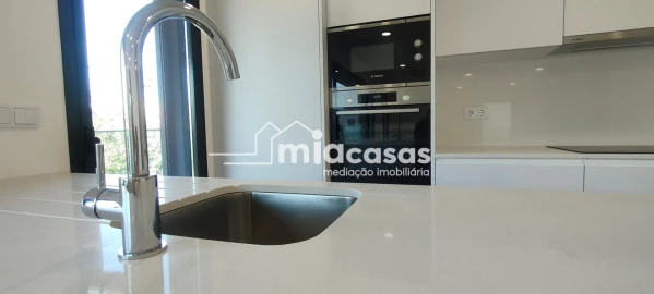 Apartamento T1 para Venda em Esgueira