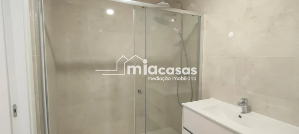 Apartamento T1 para Venda em Esgueira