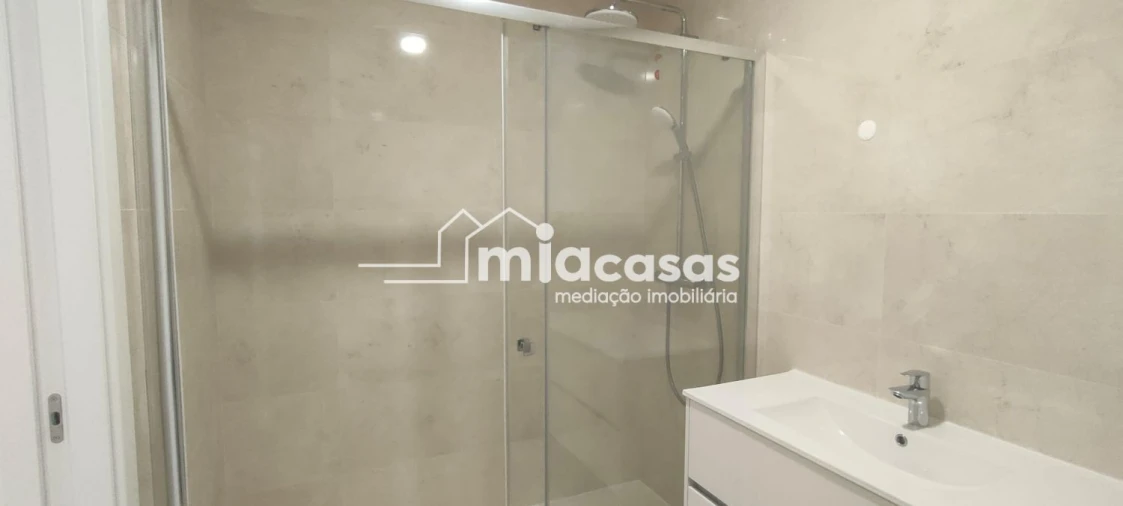 Apartamento T1 para Venda em Esgueira Foto 13