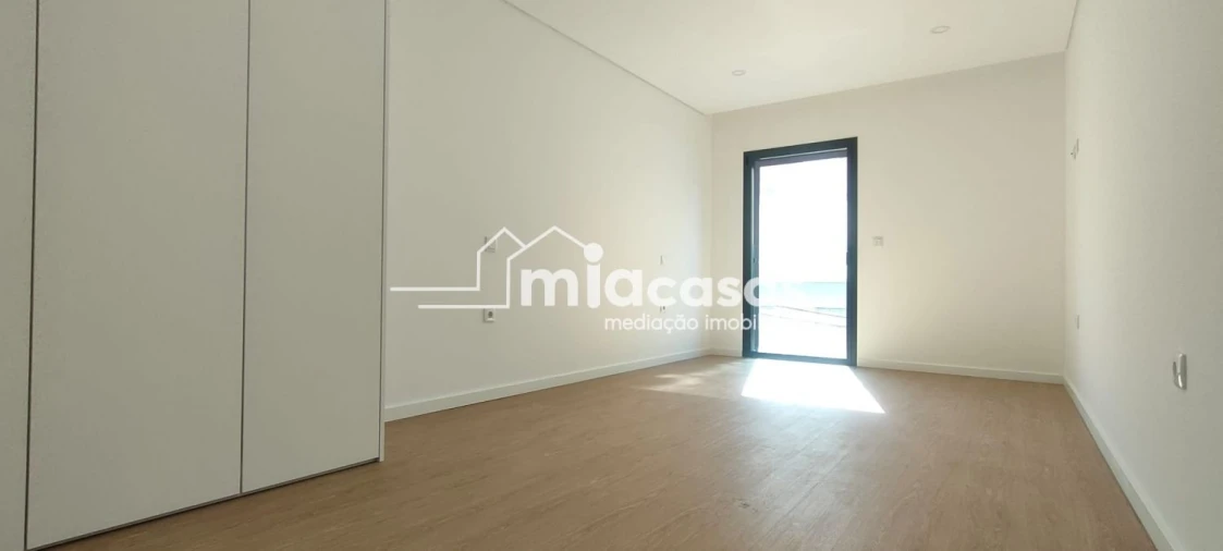 Apartamento T1 para Venda em Esgueira Foto 15