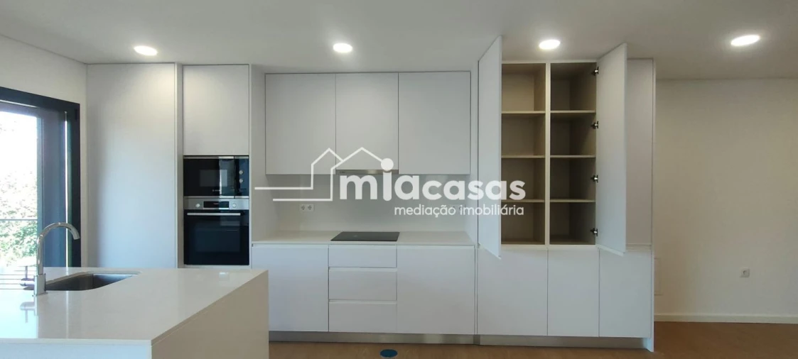 Apartamento T1 para Venda em Esgueira Foto 6