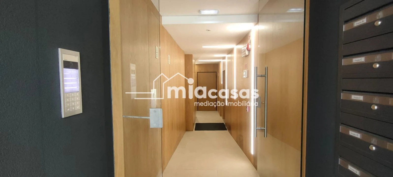 Apartamento T1 para Venda em Esgueira Foto 2