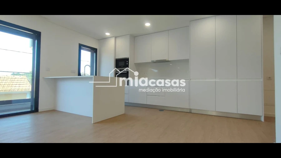 Apartamento T1 para Venda em Esgueira
