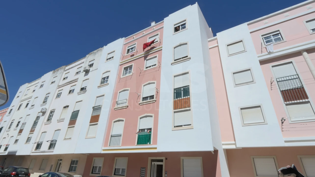 Apartamento T2 para Venda em Barreiro e Lavradio Foto 4