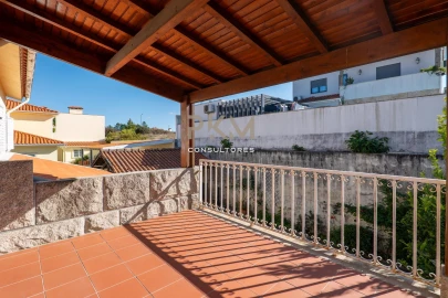 Moradia T4 para Venda em Amarante (São Gonçalo), Madalena, Cepelos e Gatão