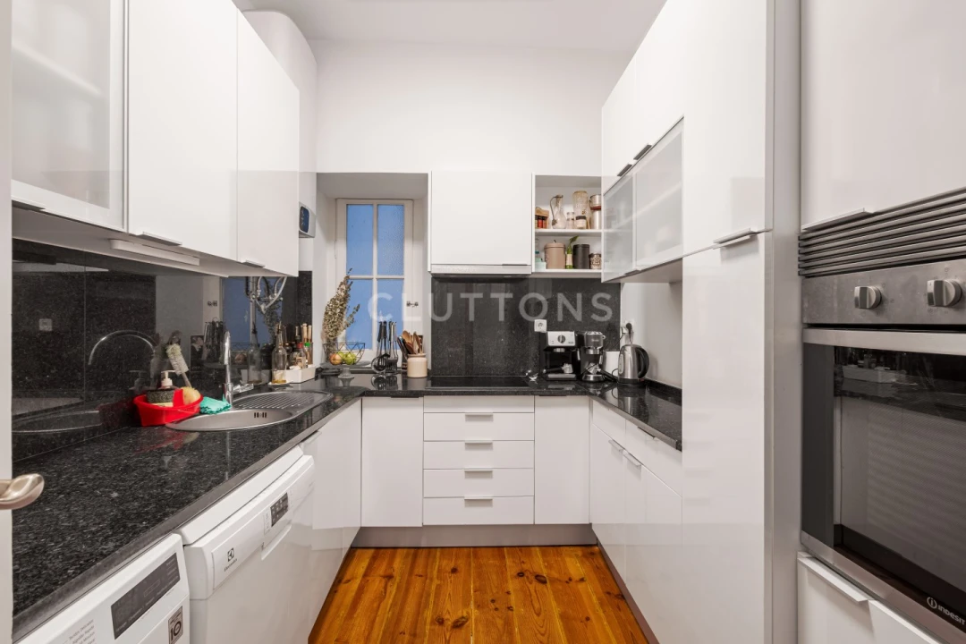 Apartamento T3 para Venda em Santo António Foto 5