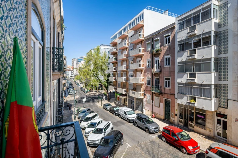 Apartamento T3 para Venda em Santo António Foto 27