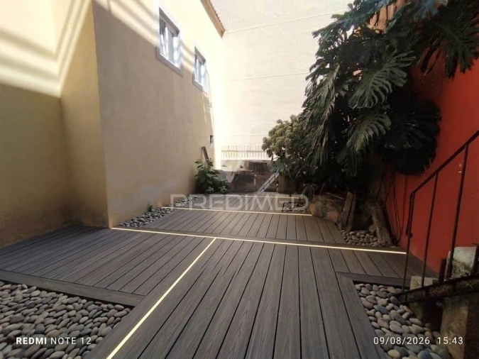 Moradia T4 para Venda em Venteira Foto 4