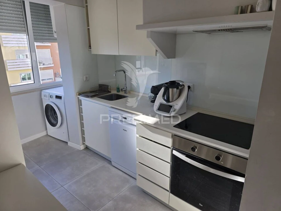 Apartamento T2 para Venda em Queluz e Belas Foto 10