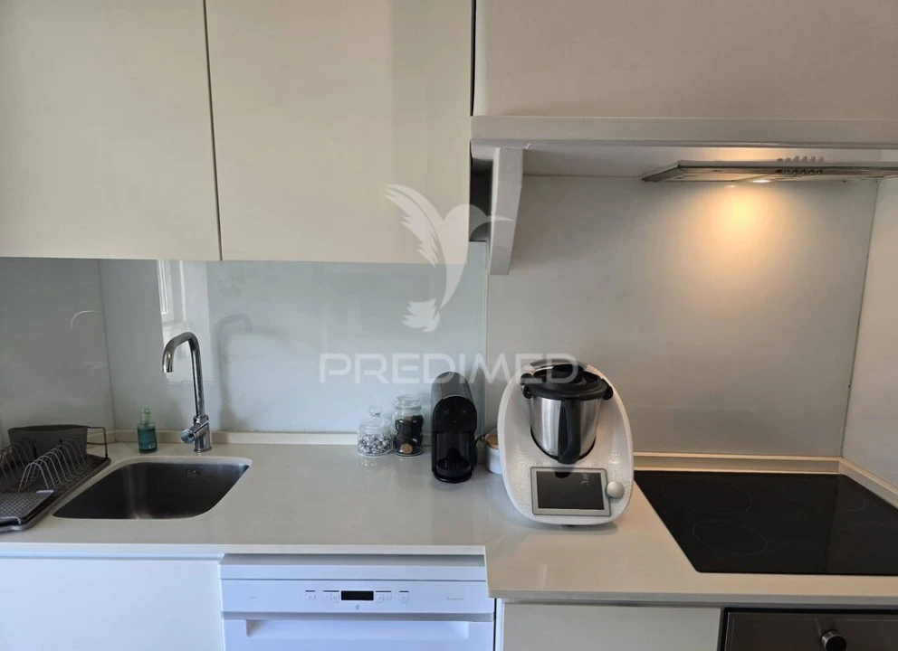 Apartamento T2 para Venda em Queluz e Belas Foto 12
