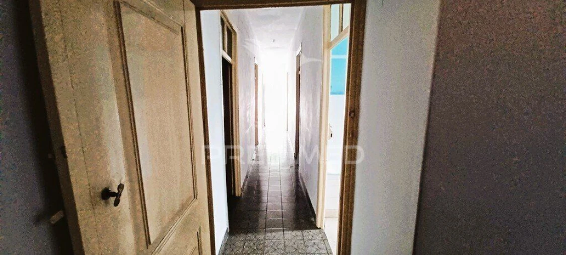 Moradia T8 para Venda em Ribeira de Nisa e Carreiras Foto 4