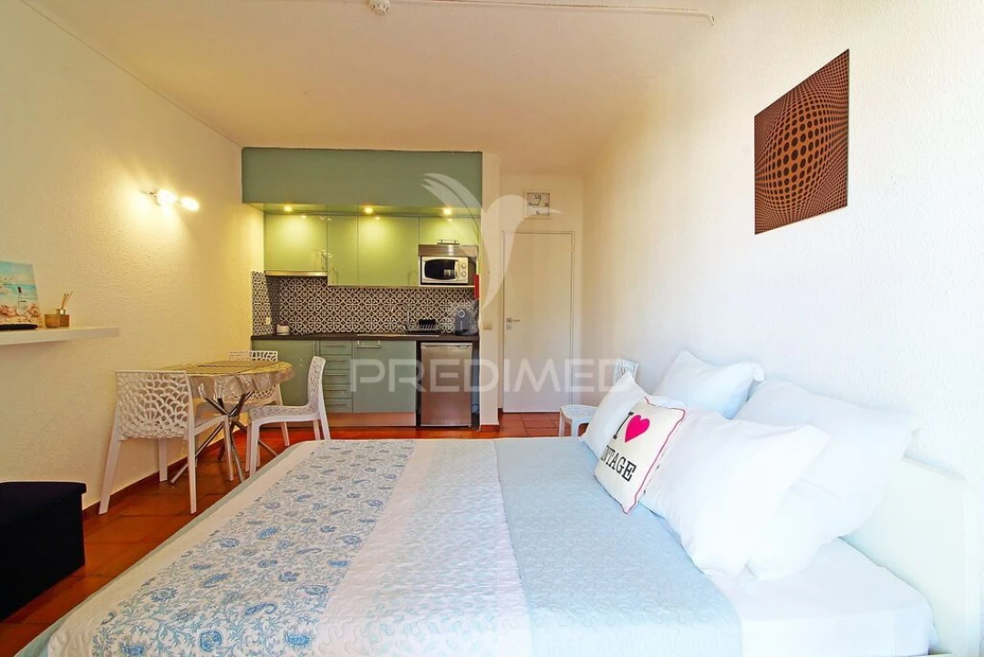 Apartamento para Venda em Albufeira e Olhos de Água Foto 1