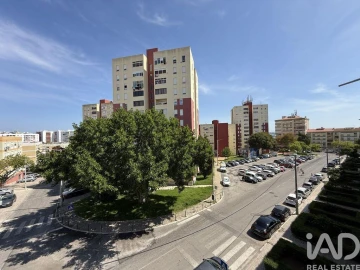 Apartamento T3 para Venda em Corroios