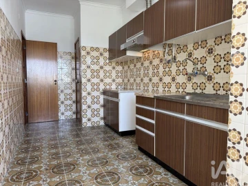 Apartamento T3 para Venda em Corroios