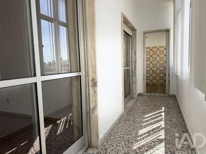 Apartamento T3 para Venda em Corroios Foto 13