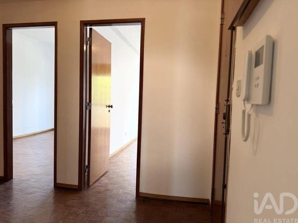 Apartamento T3 para Venda em Corroios Foto 25
