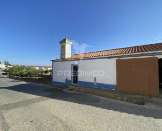 Moradia T2 para Venda em Nossa Senhora da Conceição, São Brás dos Matos, Juromenha